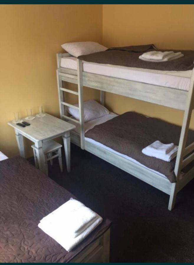 Euro Hotel Hostel Kovelʼ Extérieur photo