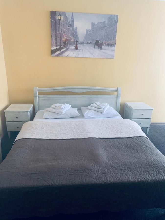 Euro Hotel Hostel Kovelʼ Extérieur photo
